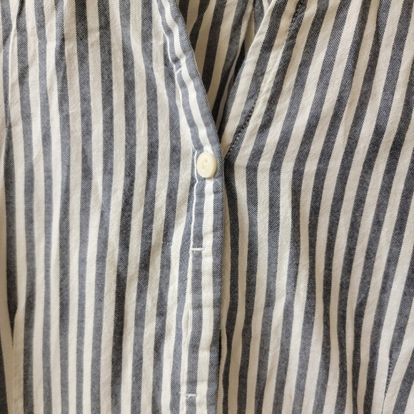 J. Crew 100% cotton Striped Button Down Blouse XXS - Picture 4 of 6
